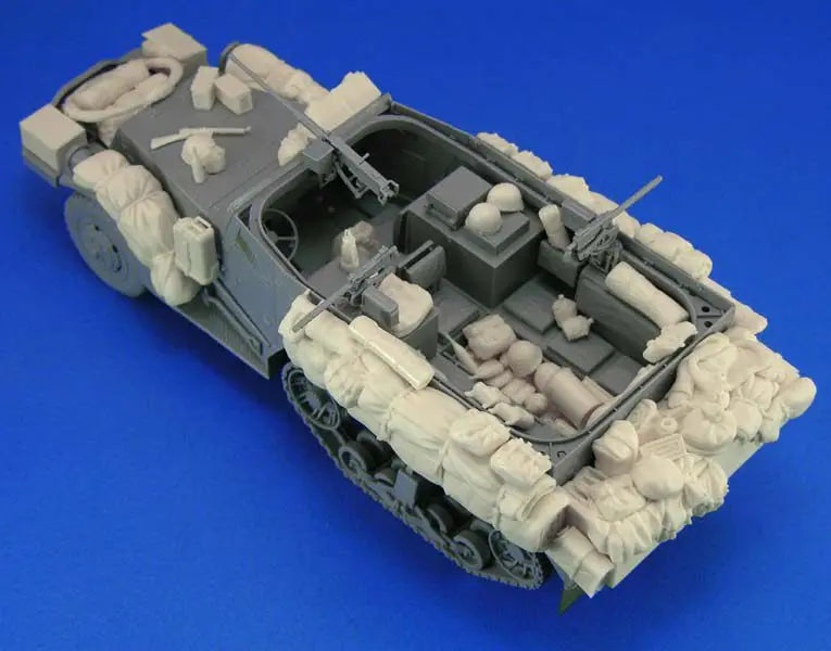 WWII US M2 Halftrack with Sandbags & Stowage 1/35 Resin Vehicle Kit - unpainted resin model kit