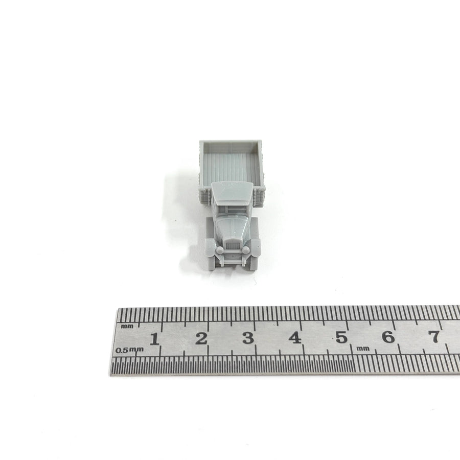 Soviet ZiS-5 Cargo Truck 1/144 Scale Resin Model Kit - 1/144 resin model view 3