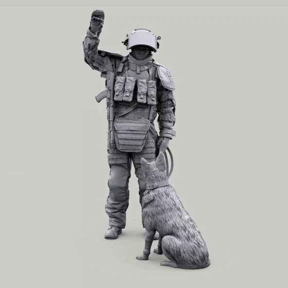 Sci-Fi Soldier with Corgi Companion 1/35 Resin Figure Kit - 1/35 resin model view 3