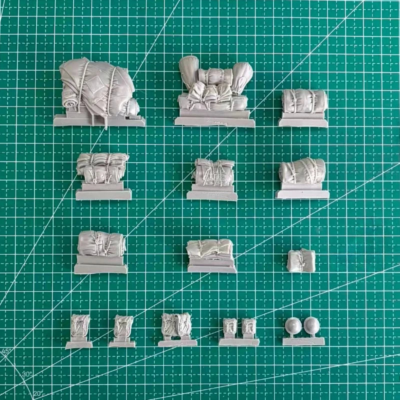 British Humber Mk III Accessories Set 1/35 Resin Model Kit - 1/35 resin model view 2