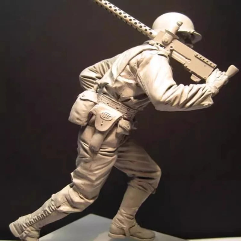 WWI British Soldier with Helmet 1/16 Resin Figure Kit Unassembled - 1/16 resin model view 5