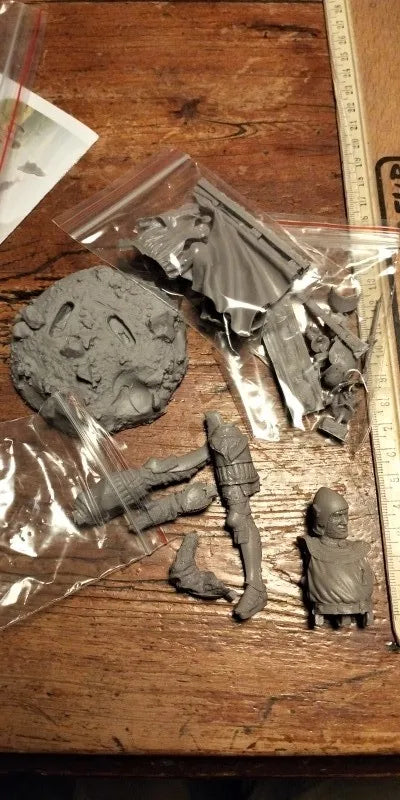 French Knight 1346 90mm Resin Figure Kit with Banner - 90mm resin model view 2