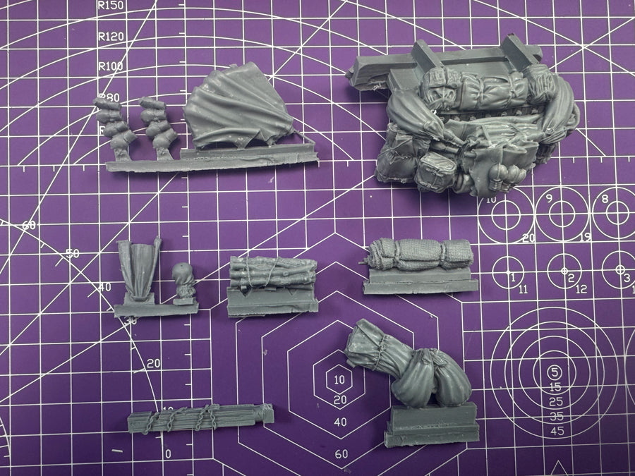 1/35 Scale Tank Debris Props Resin Model Kit - Military Diorama Accessories - 1/35 resin model view 3