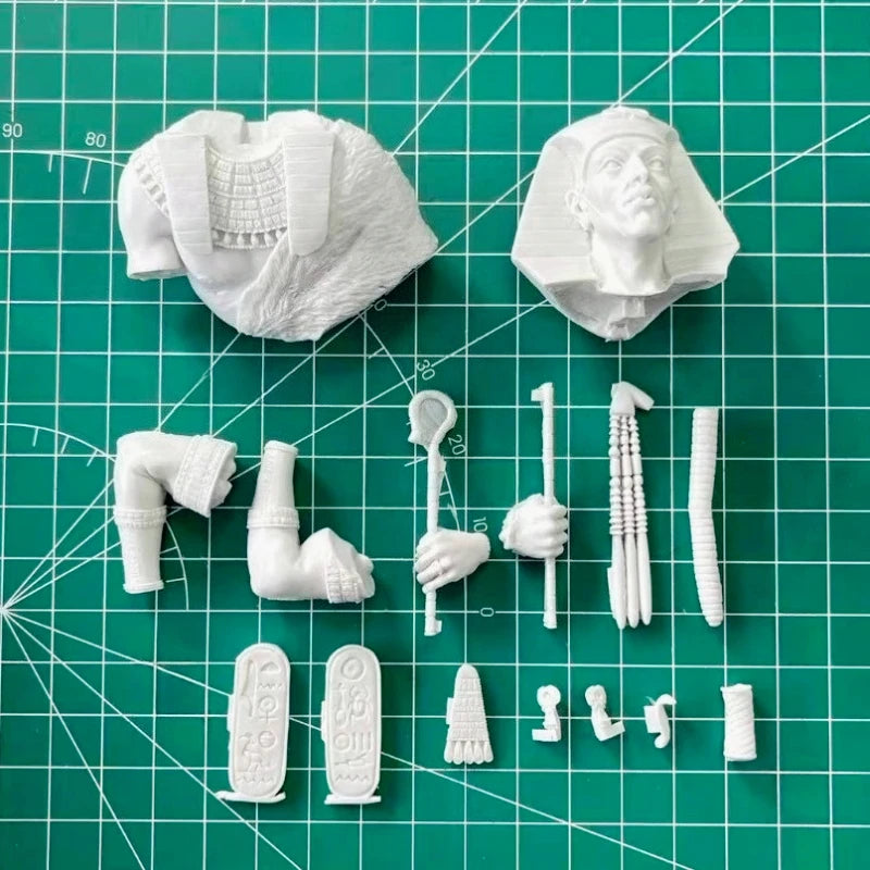 Ancient Egyptian Pharaoh 1/10 Scale Resin Bust Kit - 1/10 resin model view 2