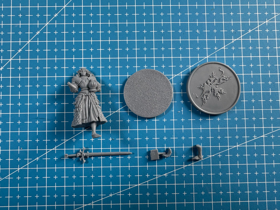 Female Warrior with Sword 40mm Resin Figure Kit - 40mm resin model view 2