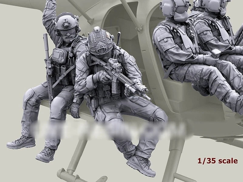 Modern Tactical Operator Helicopter Insertion 1/35 Resin Figure Kit - 1/35 resin model view 2