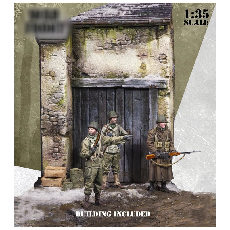 WWII Soldiers at Stone Building 1/35 Resin Diorama Kit - 1/35 resin model view 2