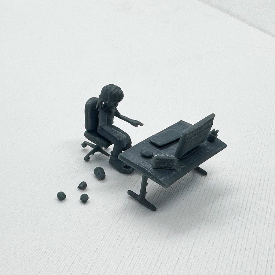 Computer Desk Diorama Set 1/87 Resin Terrain Kit - 1/87 resin model view 3
