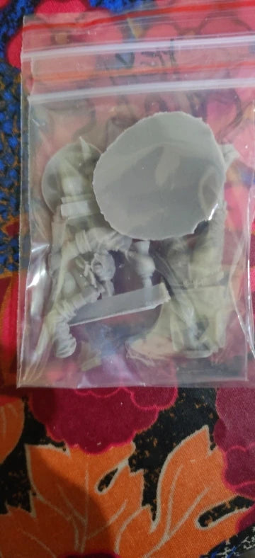 Mexican Revolutionary Bandit Leader 54mm Resin Figure Kit - 54mm resin model view 5