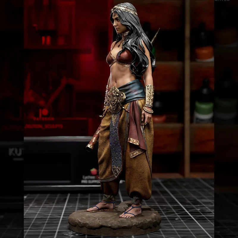 Zahiri Fantasy Middle Eastern Warrior Woman 1/24 Resin Figure - 1/24 resin model view 3