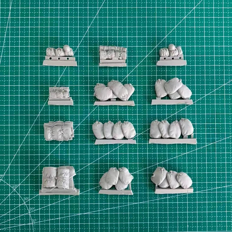 WWII US LVT A4 Armored Vehicle Accessories 1/35 Resin Detail Set - 1/35 resin model view 3