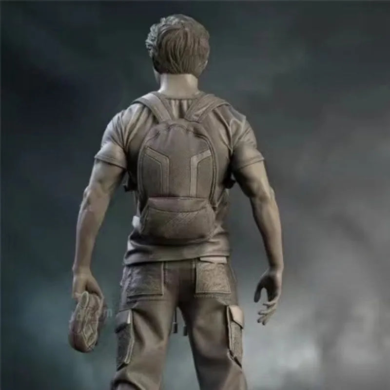 Leon S. Kennedy Resident Evil 4 1/24 Resin Figure Kit - resin model view 2