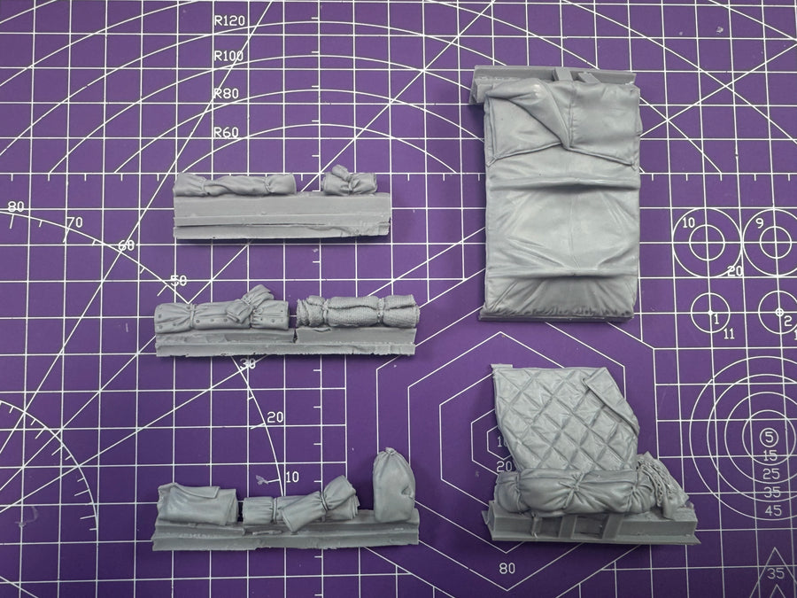 WWII German Sd.Kfz.251 Half-Track 1/35 Resin Model Kit - 1/35 resin model view 3