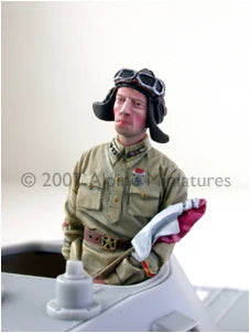 WWII Soviet Tank Commander Early War 1/35 Resin Figure - 1/35 resin model view 3