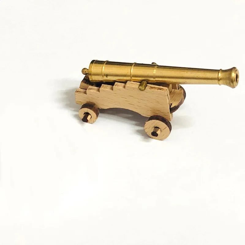 Classic Wooden Ship Cannons & Carriage Set 1:100 Resin Model Kit - 1/100 resin model view 4
