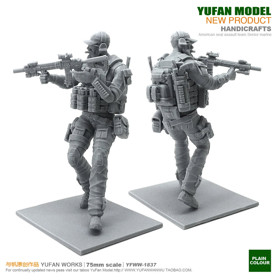 Modern US Tactical Operator with M4 Carbine & Plate Carrier 1/35 Resin Figure Kit - resin model view 5