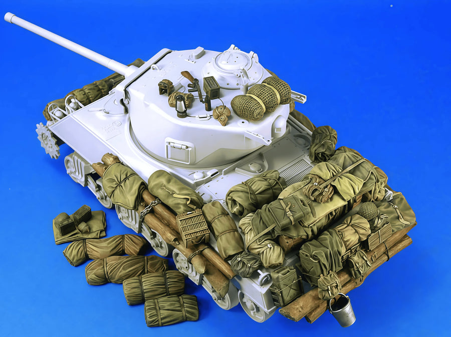 Sherman Tank Stowage Set 1/35 Resin Model Kit - 1/35 resin model view 3