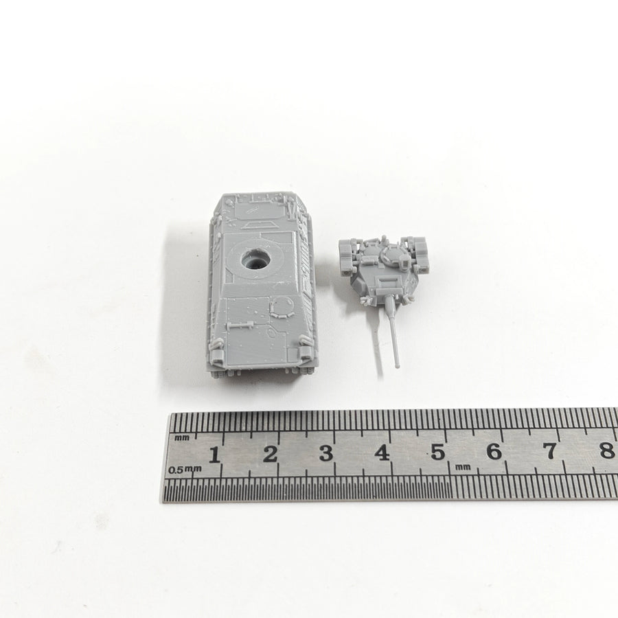 Modern Italian Tracked IFV 1/200 Scale Resin Vehicle Kit - resin model view 5