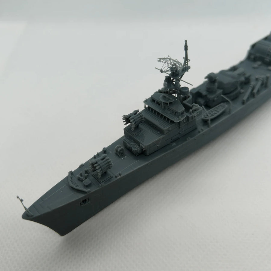 Soviet Poti-Class Corvette 1/700 Resin Model Kit - 1/700 resin model view 2