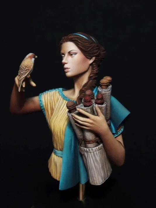 Egyptian Priestess with Falcon 1/10 Resin Bust - 1/10 resin model view 5