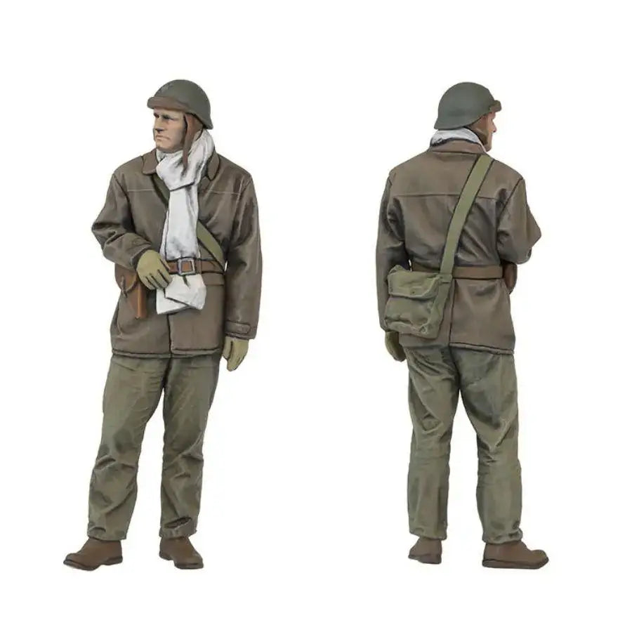 WWII French Renault H39 Light Tank + Soldier 1/35 Resin Model Kit - 1/35 resin model view 5