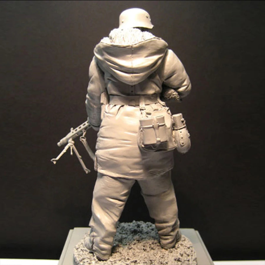 WWI German Machine Gunner Holtinghalkov Front 1/16 Resin Figure Kit - 1/16 resin model view 3