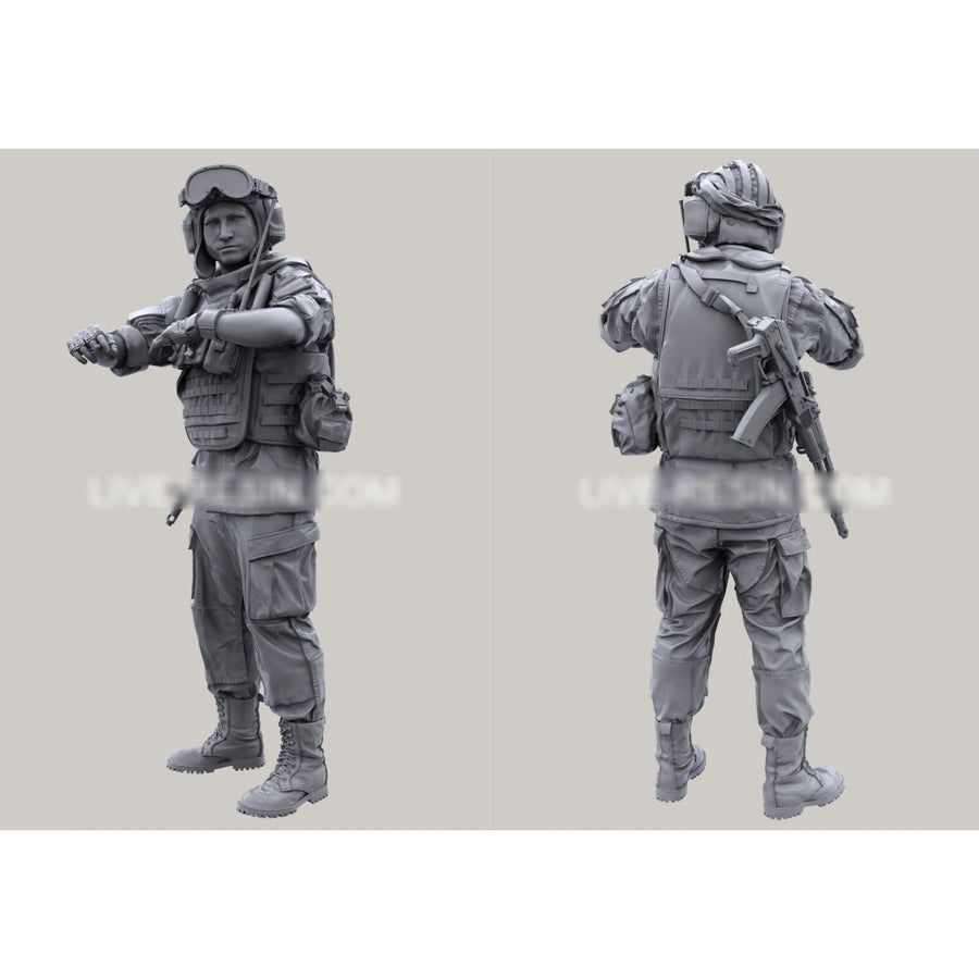 Sci-Fi Futuristic Armored Vehicle Turret with 2 Crew Figures 1/35 Resin Kit - resin model view 4