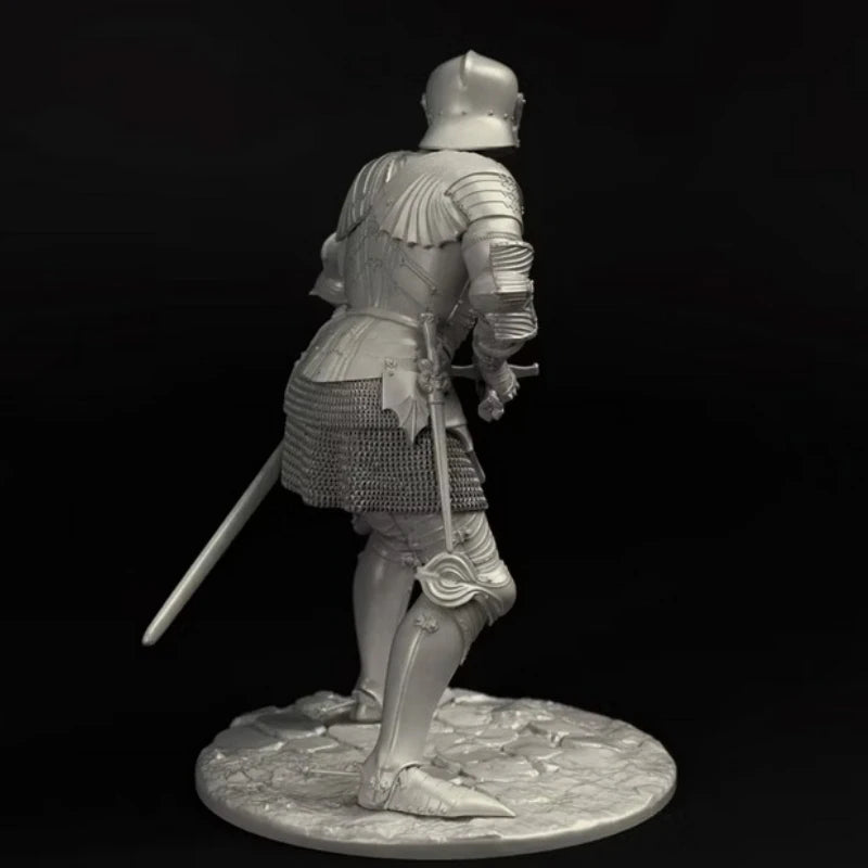 Medieval Knight with Interchangeable Heads 1/24 Resin Figure Kit - 1/24 resin model view 4