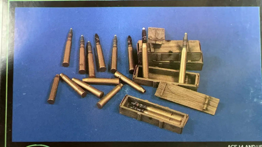 WWII Ammunition Supply Box Accumulation 1/35 Resin Diorama Kit - 1/35 resin model view 2