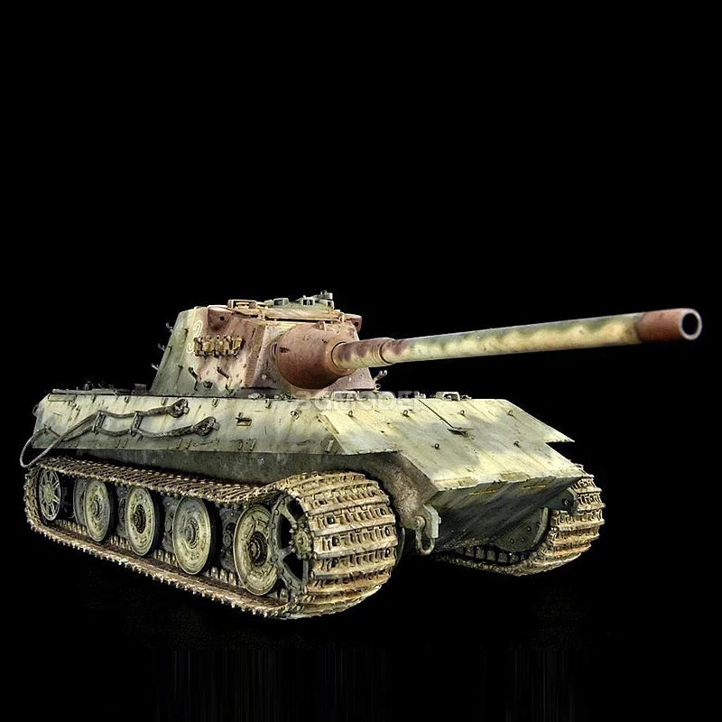 German Tiger II King Tiger Heavy Tank Three-Color Camo 1/35 Resin Vehicle Kit - resin model view 3