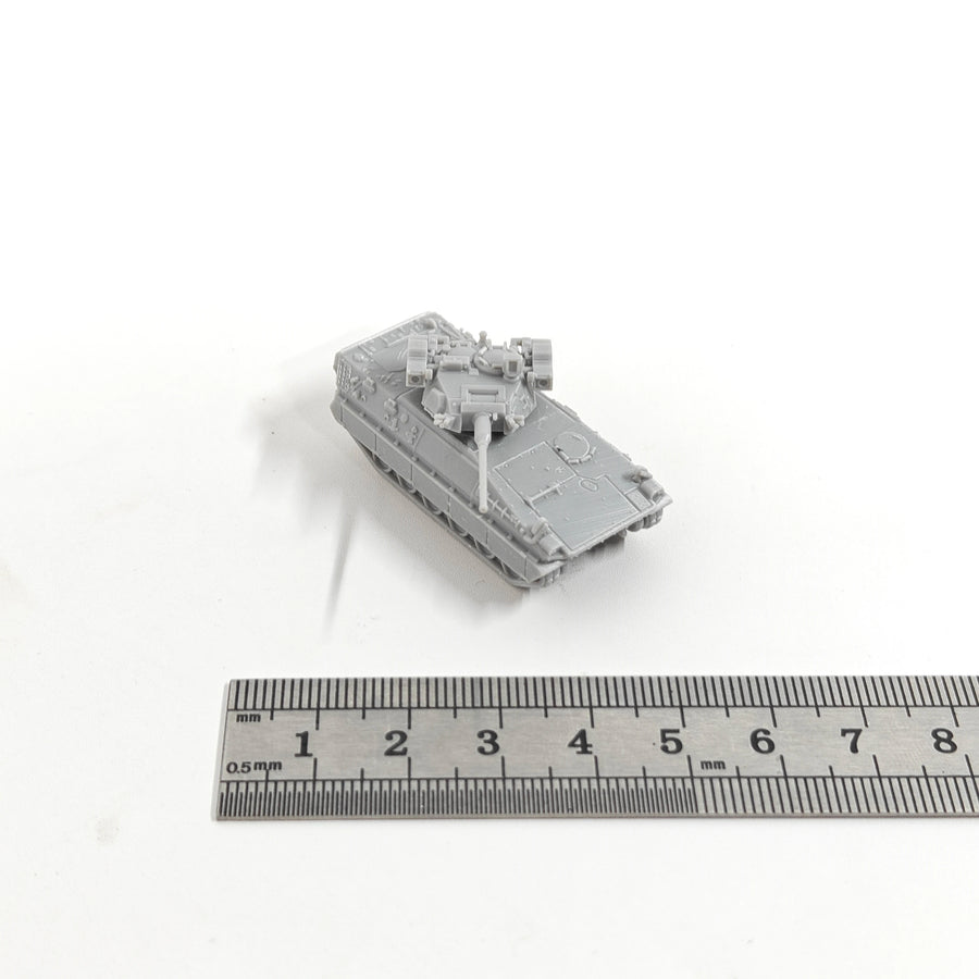 Modern Italian Tracked IFV 1/200 Scale Resin Vehicle Kit - resin model view 2