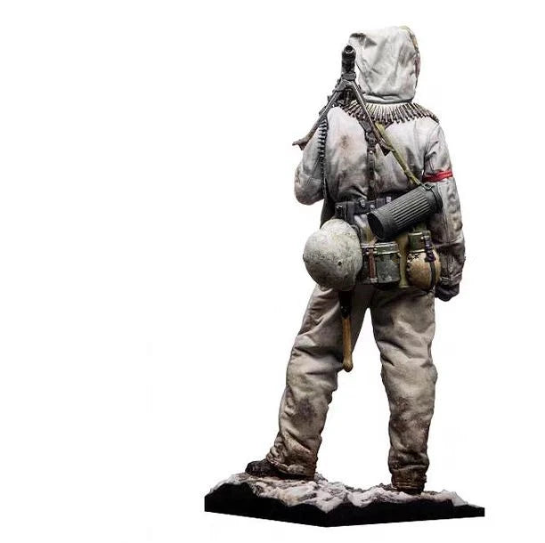 WWII Soviet Machine Gunner Winter Uniform 1/35 Resin Figure - 1/35 resin model view 4