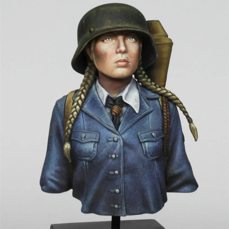 WWI German Soldier with Gas Mask 1/10 Resin Bust - 1/10 resin model view 3