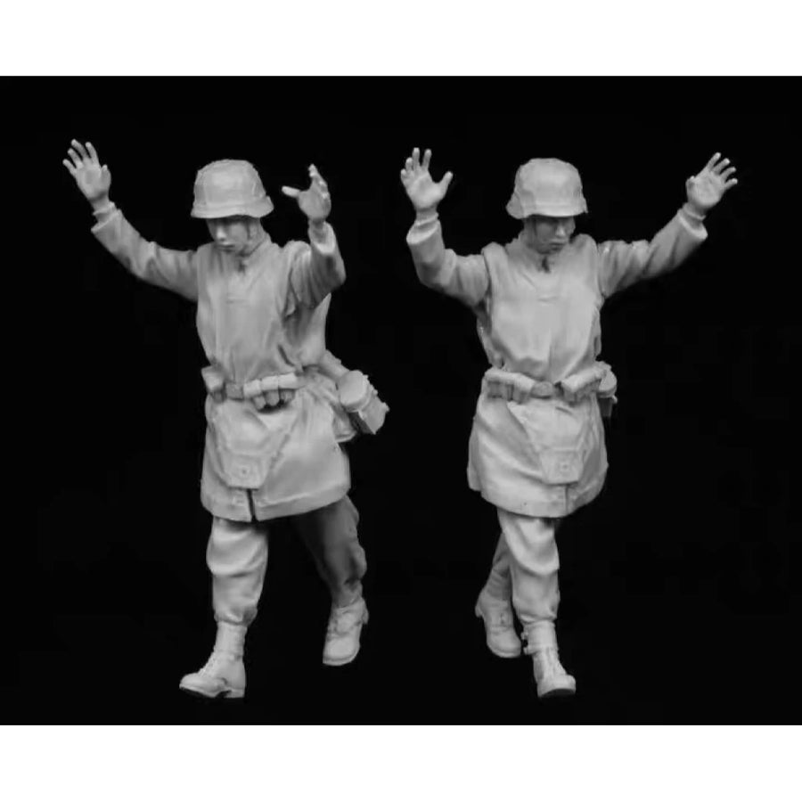 WWII German Soldier POW Surrendering 1/35 Resin Figure Kit - 1/35 resin model view 3