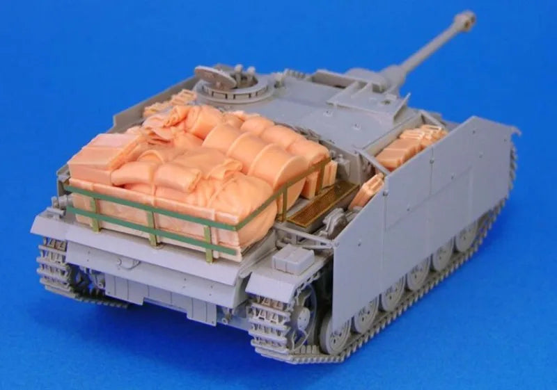 StuG III Ausf. G Stowage Set 1/48 Scale Resin Model Kit - 1/48 resin model view 2