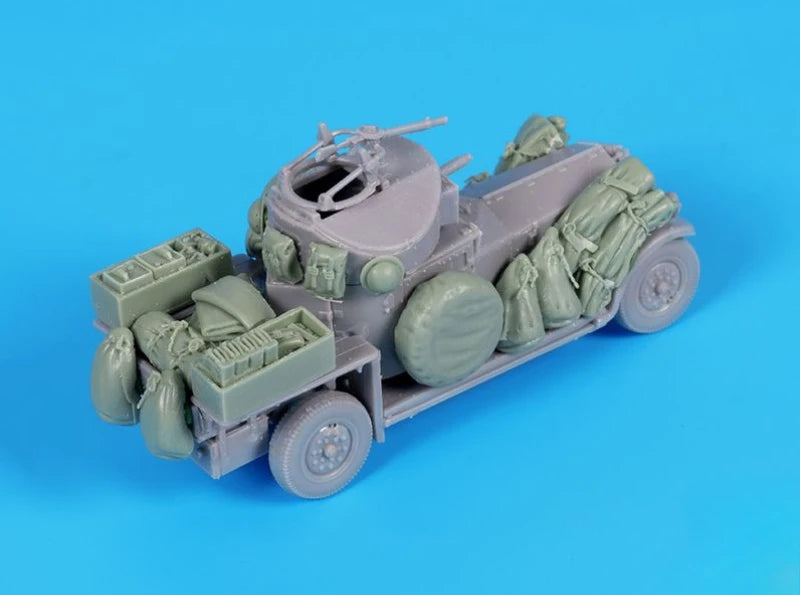 WWI/WWII British Armored Car with Stowage 1/72 Resin Kit - resin model view 2