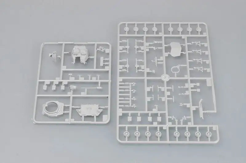 USMC LAV-25 Light Armored Vehicle 1/72 Resin Model Kit - 1/72 resin model view 2