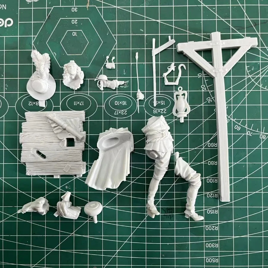 Pirate Captain with Lantern 1/24 Resin Figure Kit - 1/24 resin model view 4