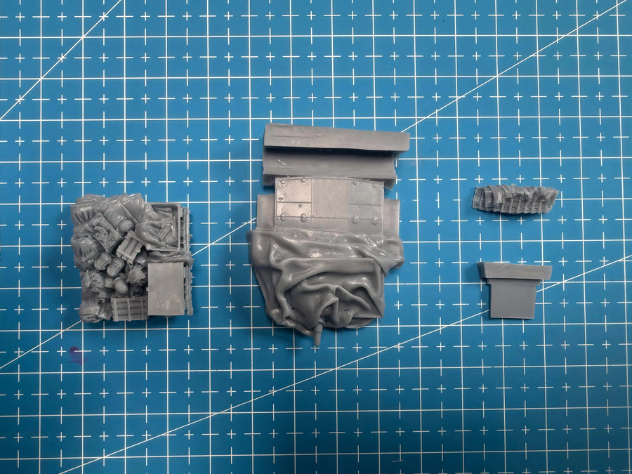 1/72 Scale Assault Gun Crew Resin Figure Kit with Vehicle Load Diorama - 1/72 resin model view 2
