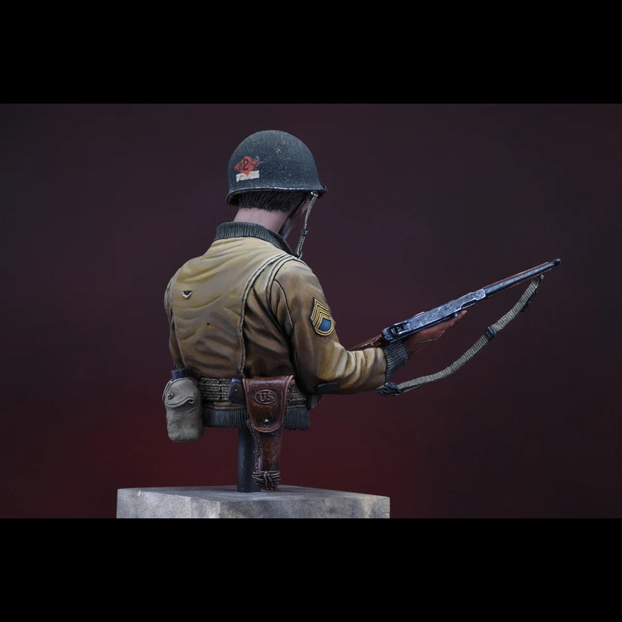 WWII US Army Sergeant with Thompson SMG 1/10 Resin Bust Figure - resin model view 5