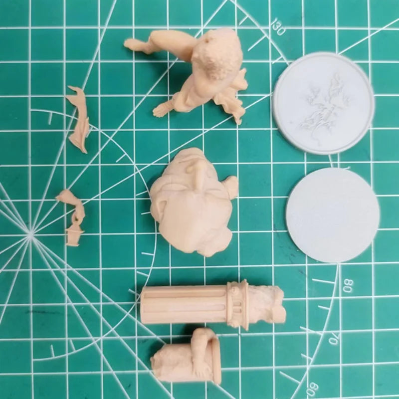 Medusa Gorgon Mythological 30mm Resin Figure Kit - 30mm resin model view 5