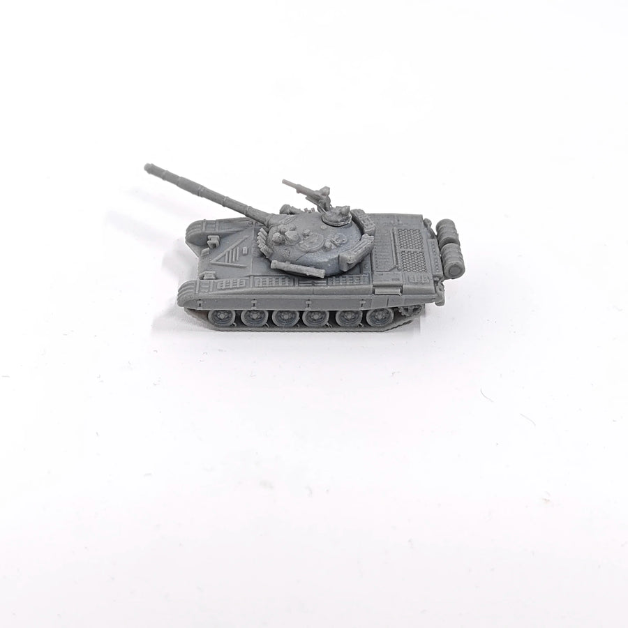 Soviet T-72A Main Battle Tank 1/144 Resin Model Kit - 1/144 resin model view 3