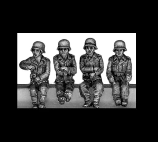 WWII German Soldiers Seated 1/72 Resin Figure Set (4 Pack) - 1/72 resin model view 2