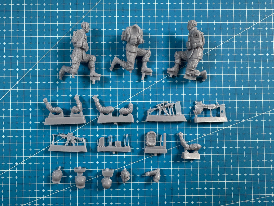 Modern US Army Patrol Team 1/35 Resin Figure Kit - 1/35 resin model view 2