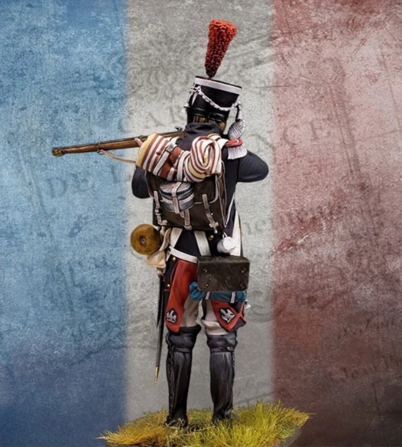 Napoleonic French Grenadier 1808 1/24 Resin Figure Kit - 1/24 resin model view 4