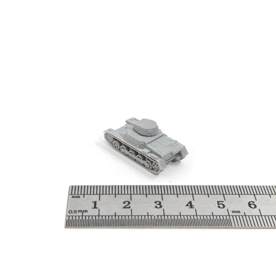 WWII German Panzer I Ausf.B 1/144 Resin Tank Model Kit - 1/144 resin model view 3