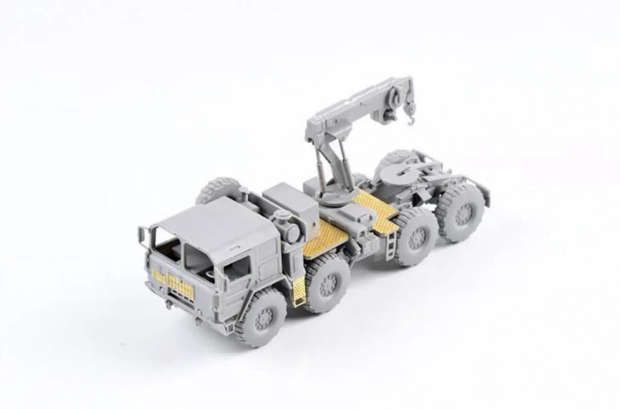 German MAN KAT1 M1013 8x8 High-Mobility Truck 1/72 Resin Kit - 1/72 resin model view 6