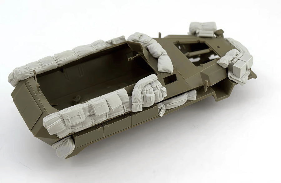 Tank Wrapped In Debris 1/35 Resin Model Kit - 1/35 resin model view 2