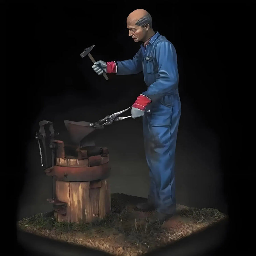 WWII German Blacksmith 1/35 Resin Figure Kit - 1/35 resin model view 2