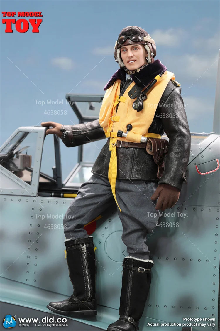 WWII German Luftwaffe Fighter Ace Pilot 1/6 Resin Figure - 1/6 resin model view 2